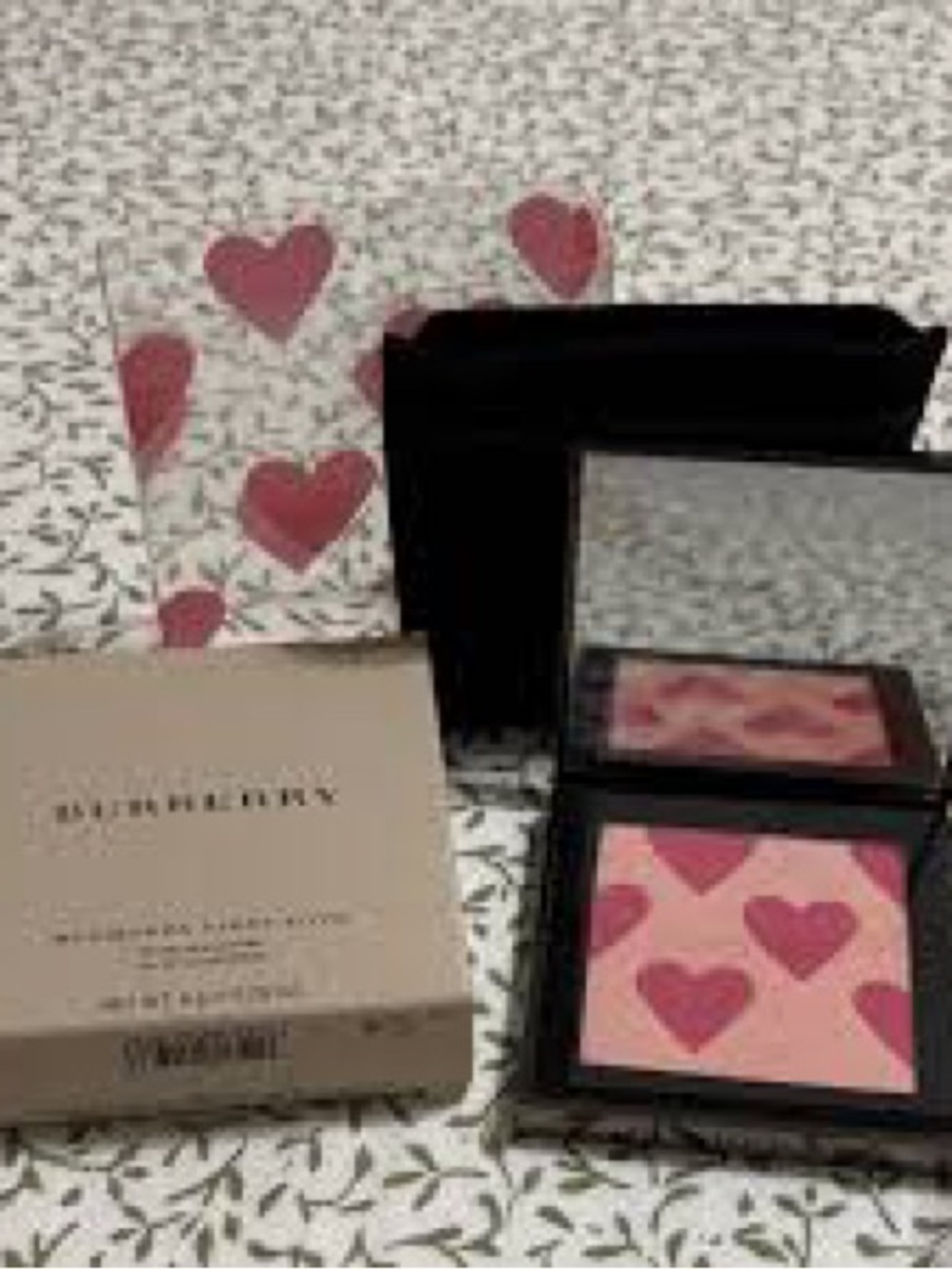 Burberry Heart Motif Pink Blush Palette limited edition